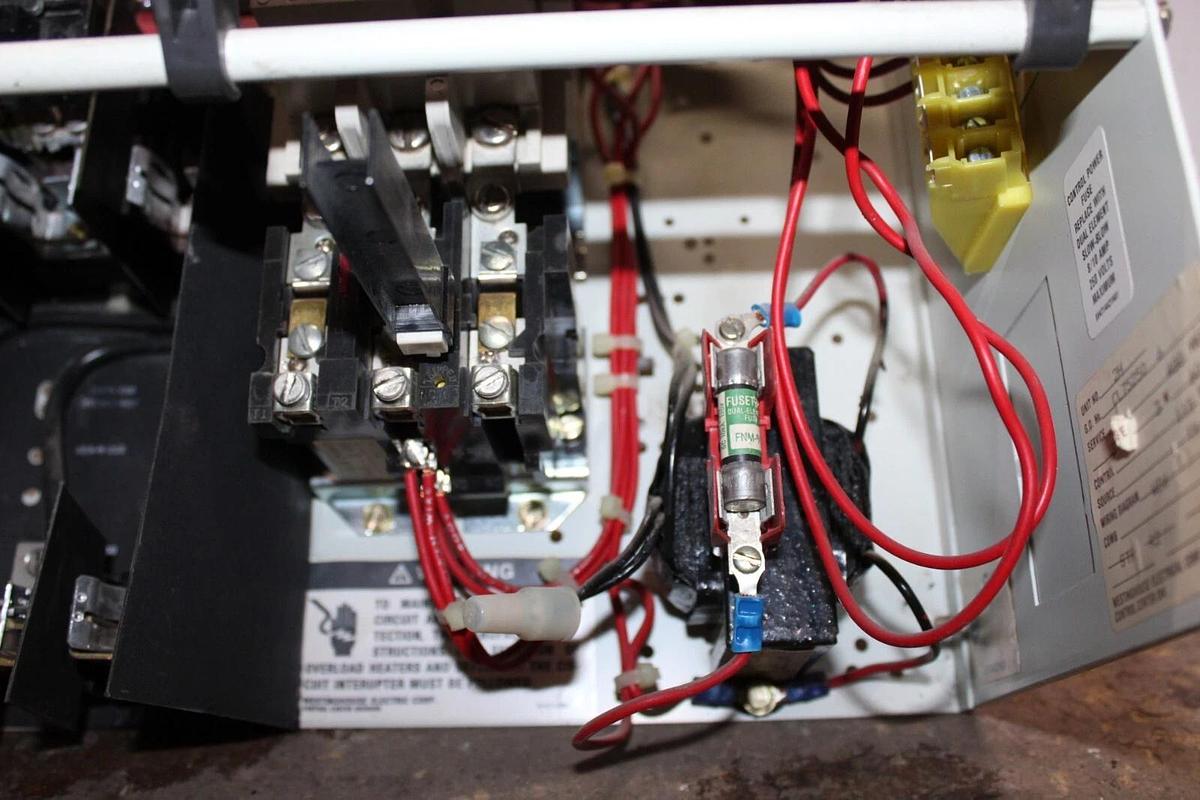 Used WESTINGHOUSE MCC MOTOR CONTROL BUCKET FREEDOM 2100 12" SIZE 2 CL75250