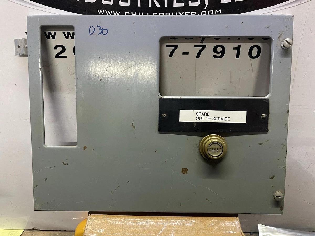 Used SQUARE D MCC MOTOR STARTER CONTROL MODEL: 5 12" W/ 8536SCG3 NEMA SIZE 1 15 AMP