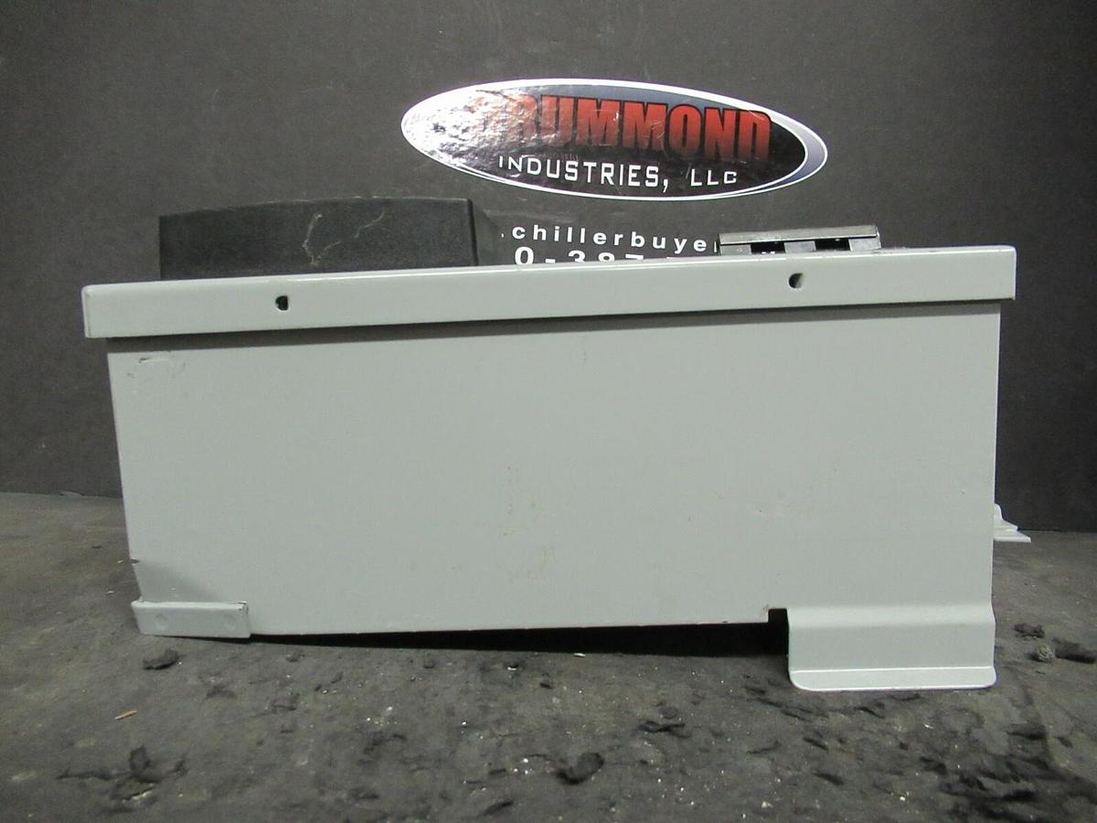 Used ITE BUS PLUG XQ45RGIG 50 AMP 240V 3P4W+GROUND XJ-L 15 AMP BREAKER SIEMENS 9200