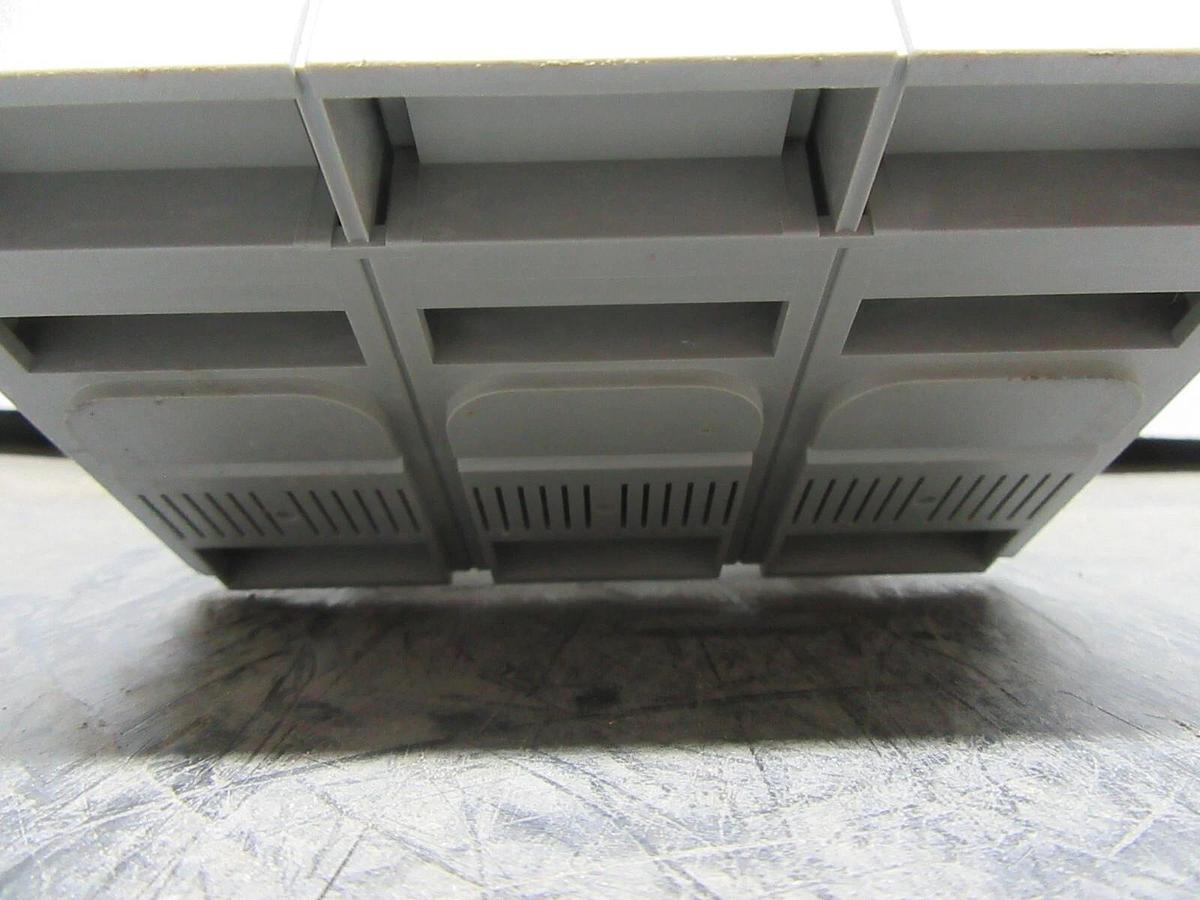 Used MERLIN GERIN COMPACT CIRCUIT BREAKER NSJ600L 240/600 AMP 600 VOLT 3-POLE 3-PHASE