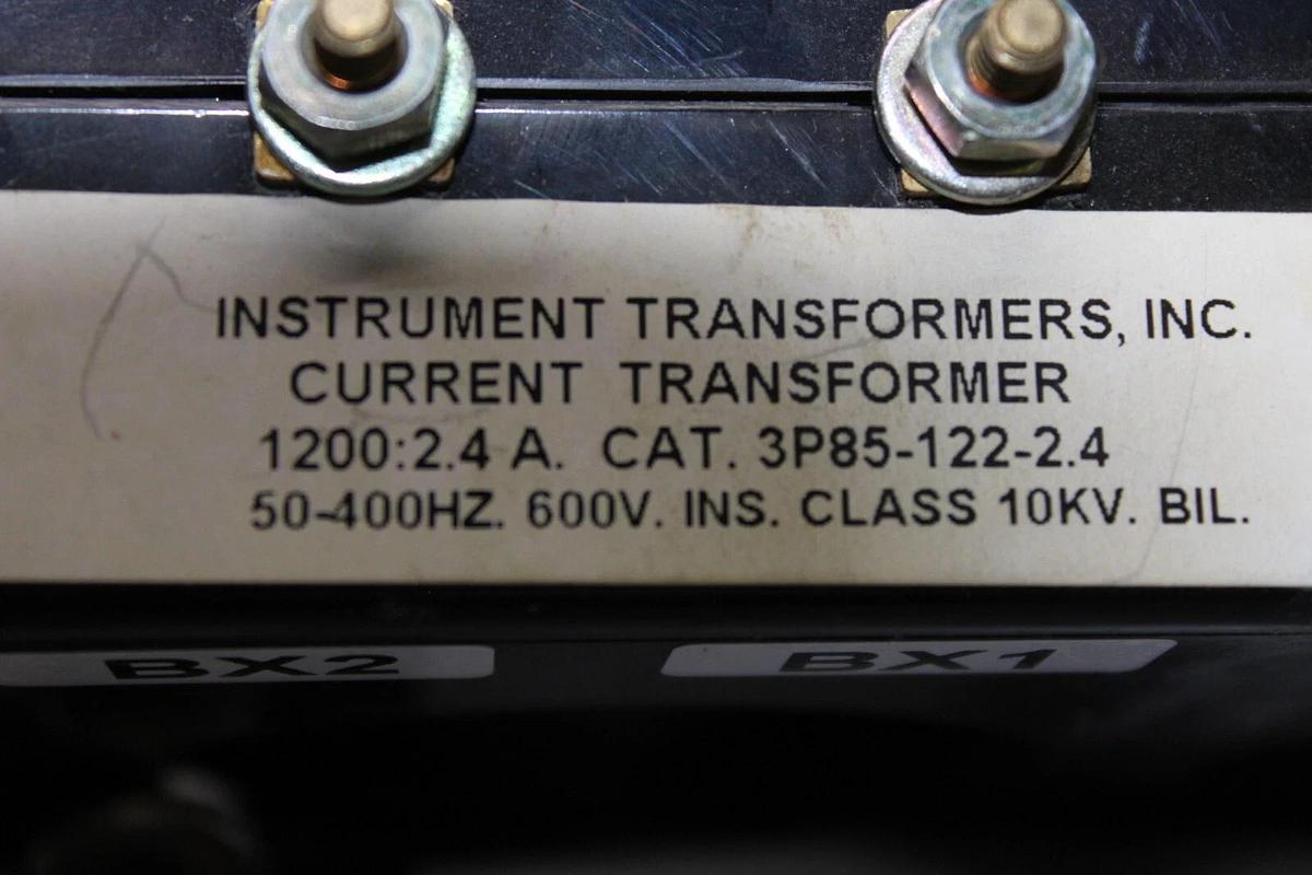Used INSTRUMENT TRANSFORMERS CURRENT TRANFORMER 3P85-122-2.4 1200:2.4 600V 50-400HZ