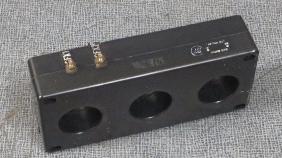 Used CUTLER HAMMER GROUND FAULT SENSOR RATIO 50:5A MODEL 2149A32M05