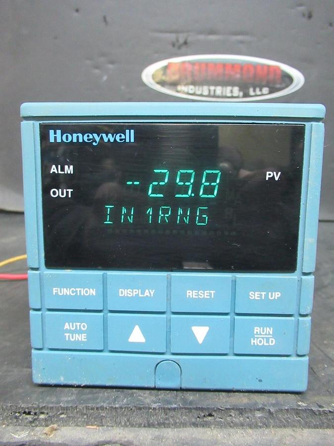 Used HONEYWELL BURNER CONTROL KEYBOARD DISPLAY UDC2000 MINI-PRO DC200C-0-010-1000B0-0