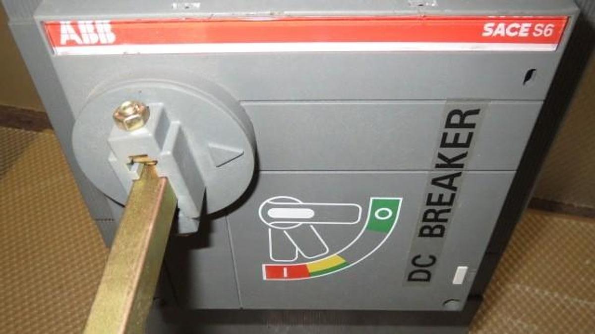 Used ABB D/C BREAKER SACE S6 600 AMP, 600 VAC 500 VDC W/ 600 AMP TRIP, 2 POLE