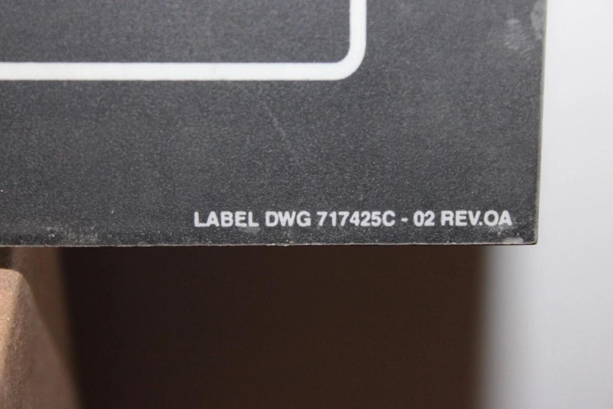 Used CHILLER DISPLAY AND CONTROL DWG-717425C-02 REV. 0A **WARRANTY**