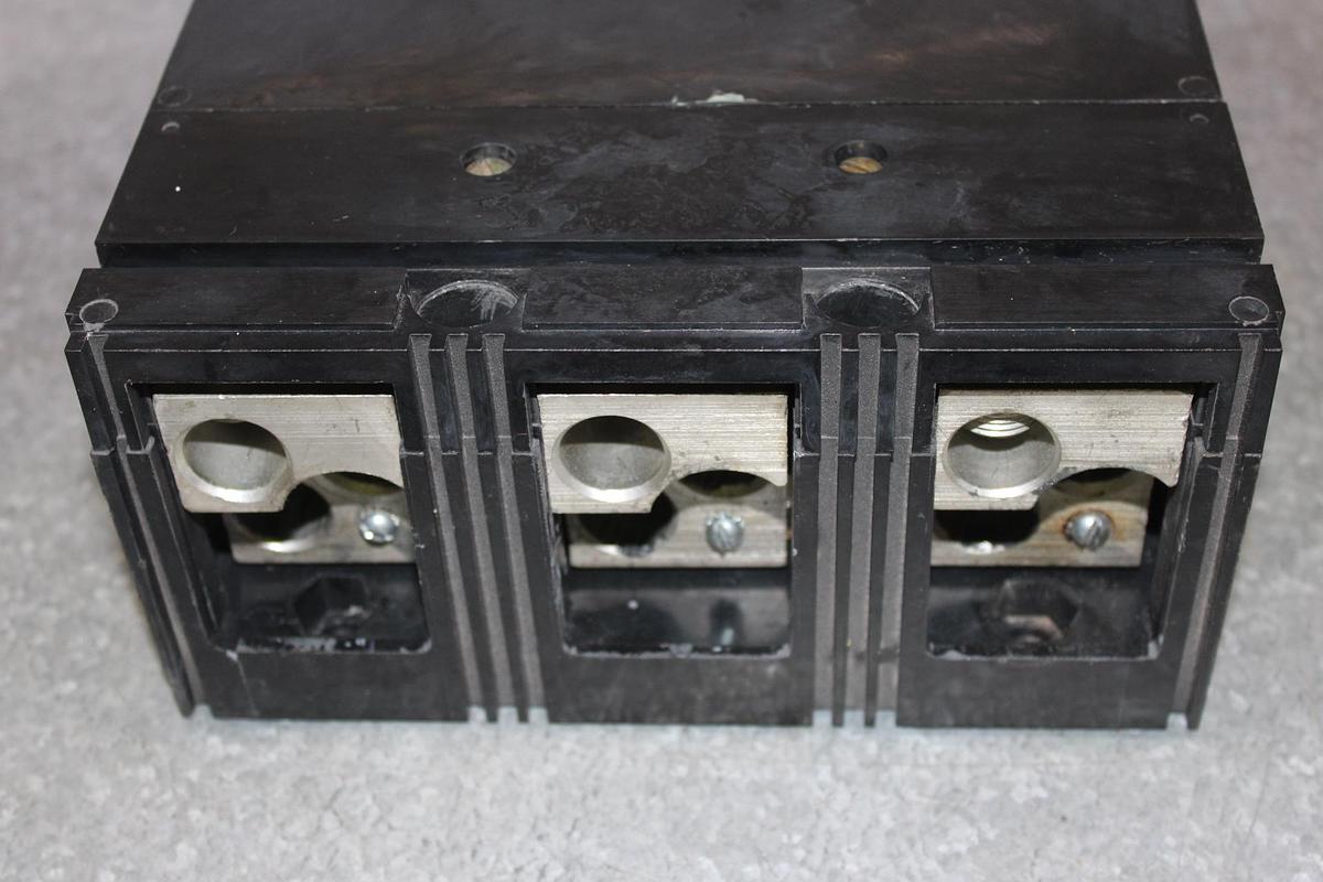 Used EATON CIRCUIT BREAKER FS360015A 15 AMP 600 VAC 3-POLE