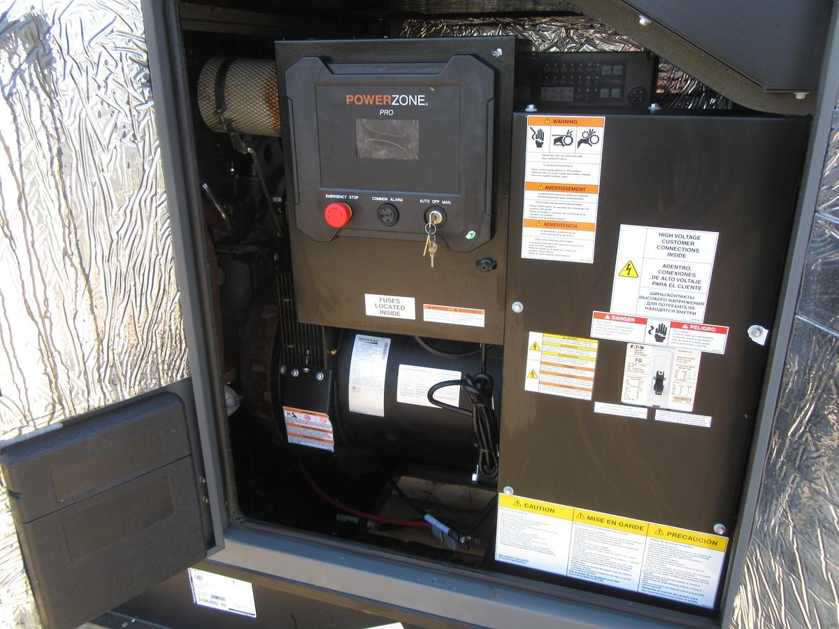NEW 48 KW GENERATOR NATURAL GAS GENERAC 120/240V  SOUND ENCLOSED VIDEO 50 KW
