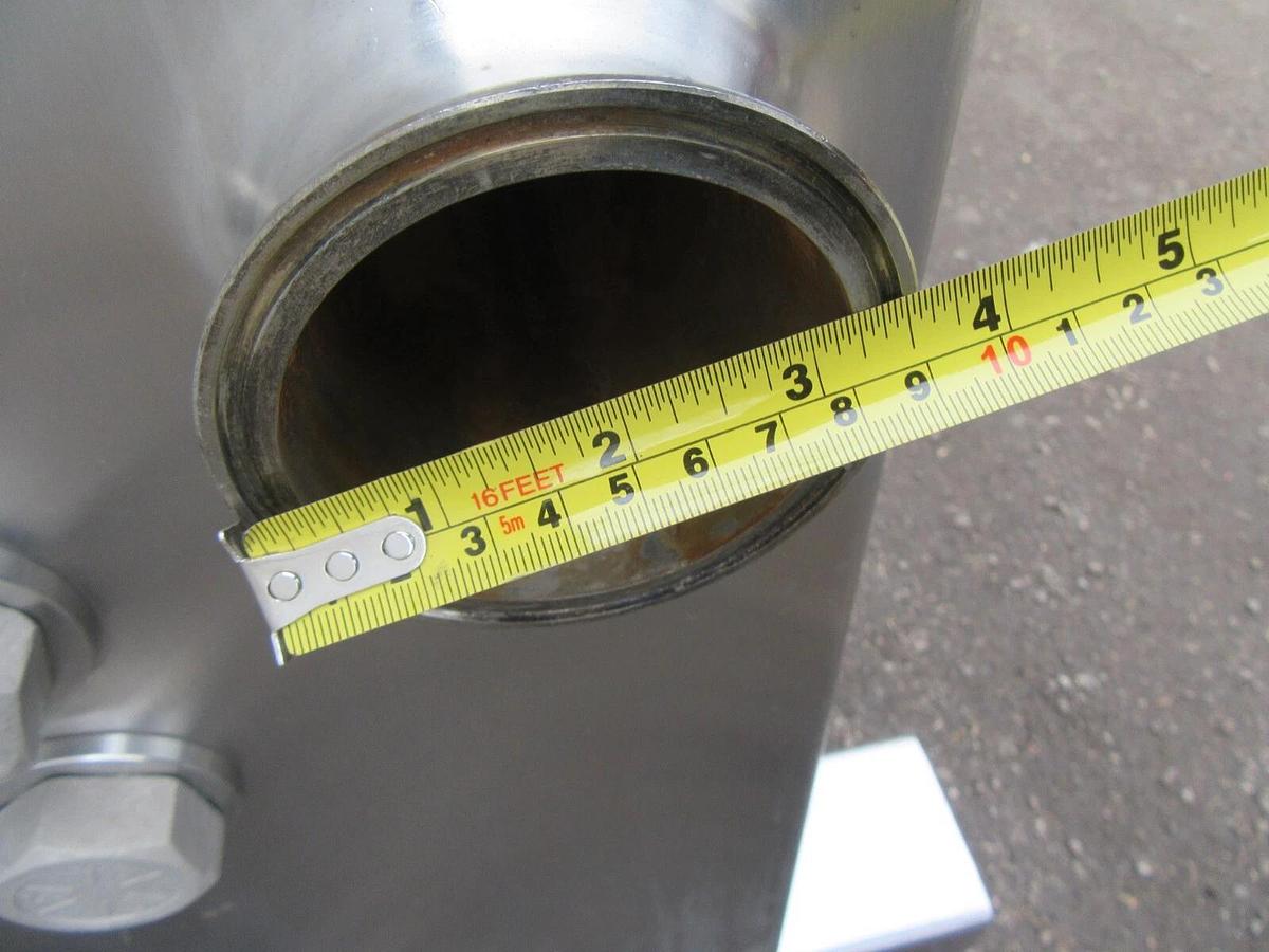 Used 600 SQ FT STAINLESS STEEL 3" IN / OUT APV PLATE AND FRAME HEAT EXCHANGER 23948