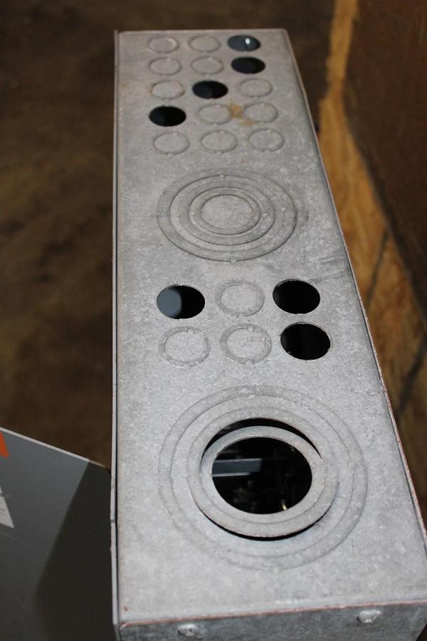 Used SQUARE D TYPE 1 MLO SERVICE PANEL NQOD442L225CU MHC35SHR 225 AMP 42-SLOT 240V