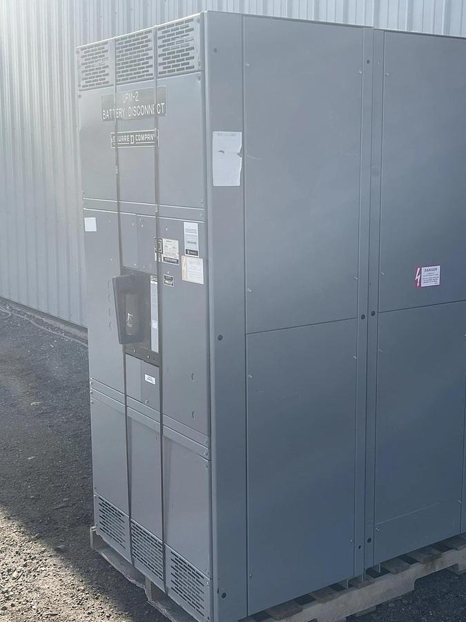 Used (1) SQUARE D SERVICE DISCONNECT 1600 AMP 300 VDC 1-PHASE 2-WIRE **WARRANTY**