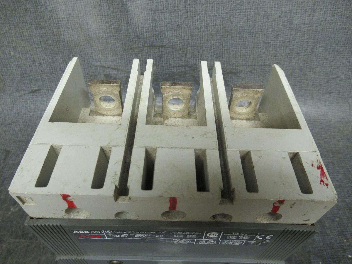 Used 400 AMP ABB BREAKER S5H 3 POLE 600VAC W/ AUXILIARY SWITCH **WARRANTY INCLUDED**