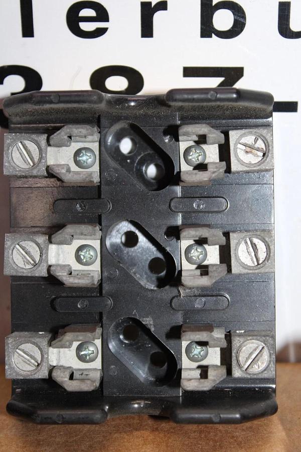 Used BUSS FUSE BLOCK HOLDER T60030-3CR 600 VAC 30 AMP 3-POLE **WARRANTY**