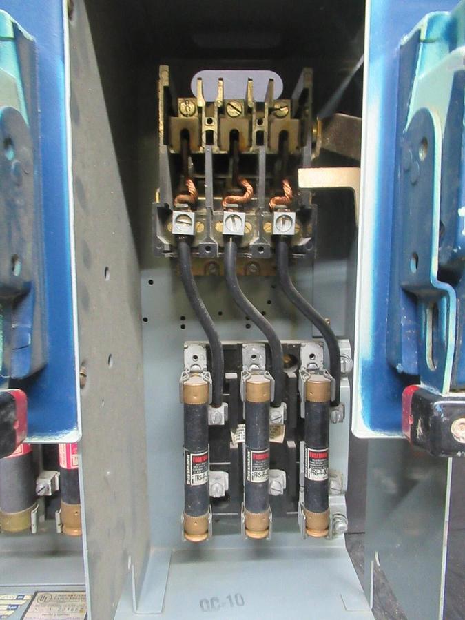 Used SQUARE D MCC MOTOR CONTROL DUAL FEEDER 17" MODEL 4 30/60 AMP FUSES