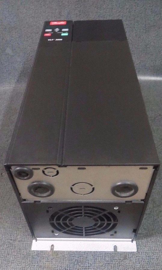 Used DANFOSS VARIABLE SPEED DRIVE VLT 2800 480V 27.9-32 AMP 20 HP178B8587