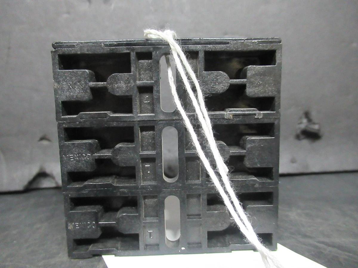 Used FERRAZ SHAWMUT THREE POLE FUSE BLOCK 20308 250 VOLT 30 AMP CLASS H/K *WARRANTY*