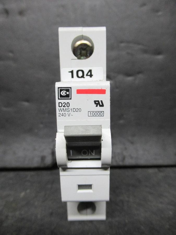 Used CUTLER-HAMMER CIRCUIT BREAKER D20 WMS1D20 20 AMP 277-480 VAC SINGLE POLE