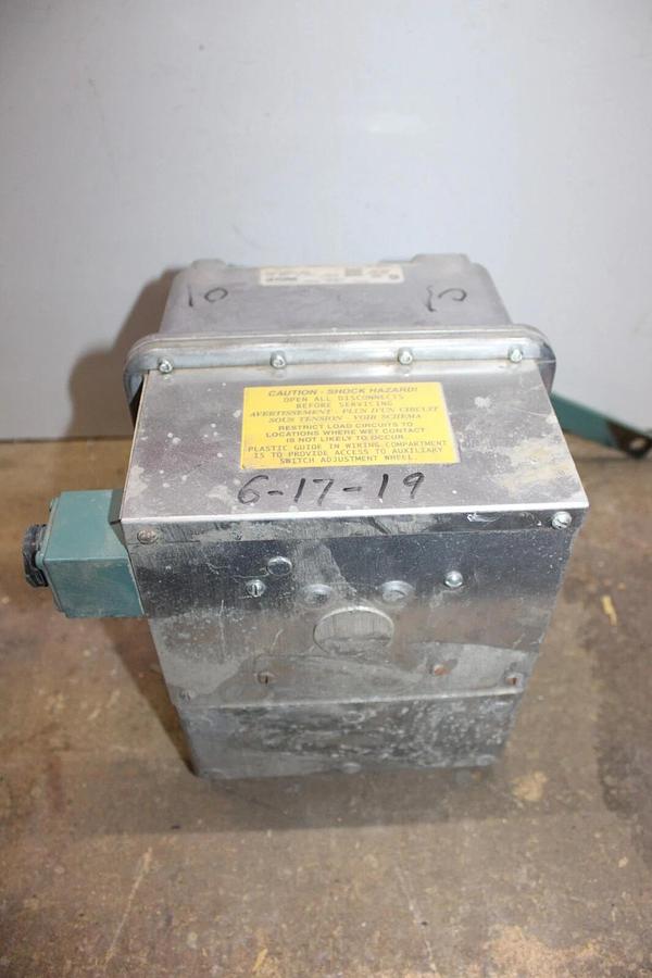Used YORK HVAC MOTOR ACTUATOR 025-29657-002 0.95 AMP 120 VOLT 50 WATT 50/60 HZ