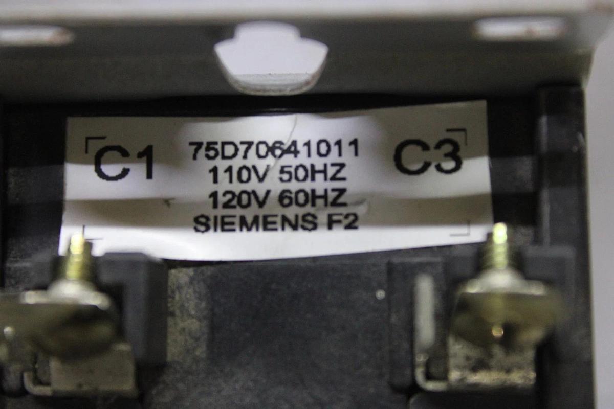 Used SIEMENS CONTACTOR 42AF35AFAWT 25 AMP 3-POLE 600 VAC COIL: 110/120V