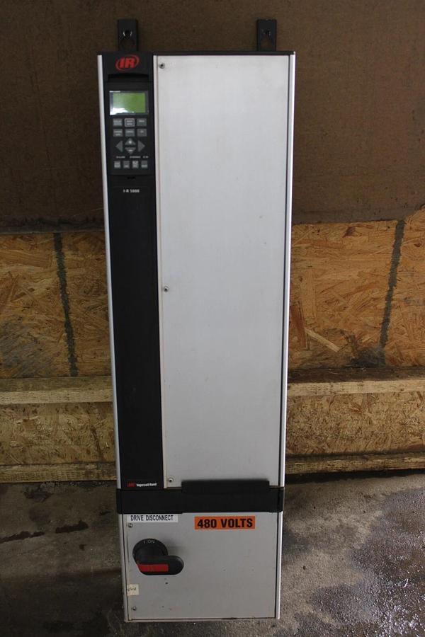 Used INGERSOLL RAND I-R 5000 VFD 480 VOLT 60 AMP 3-PHASE NEMA TYPE 1 I-R5042