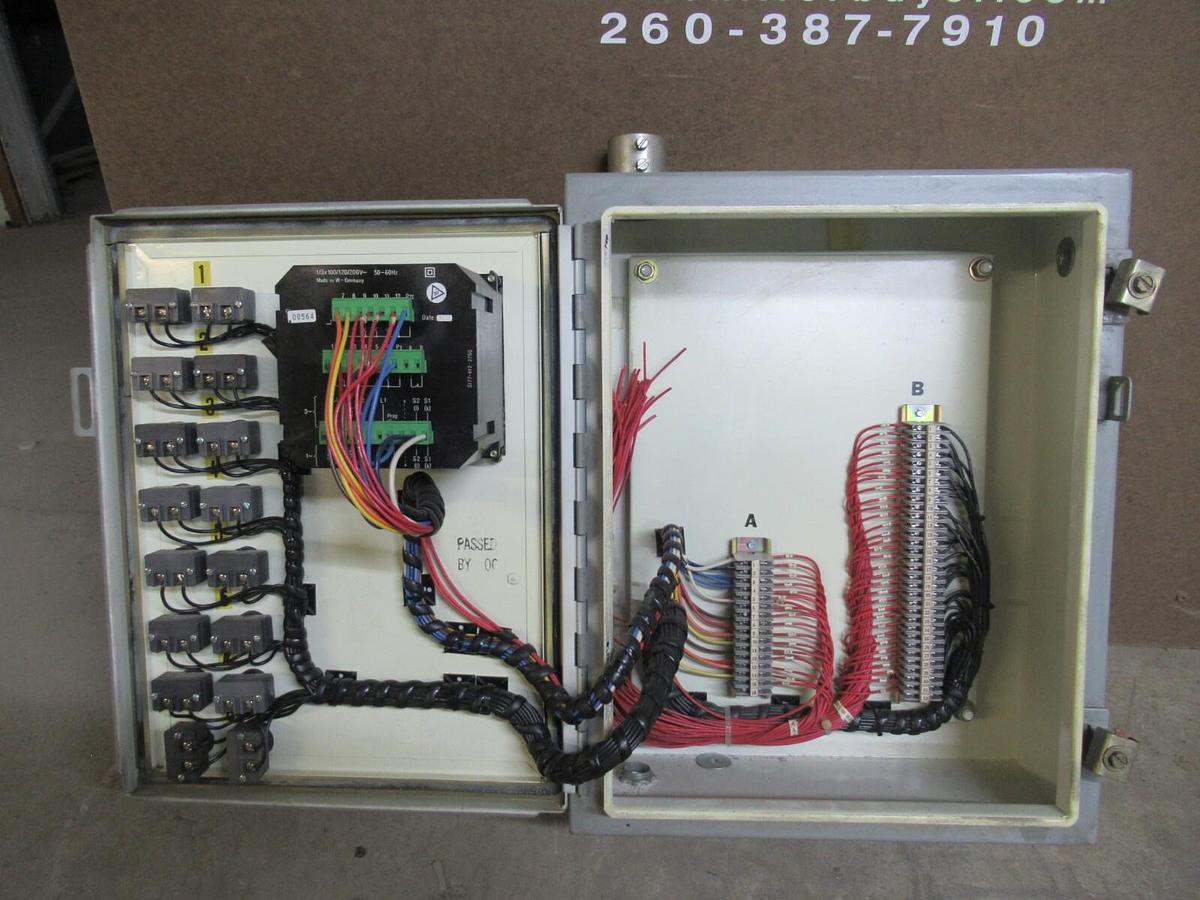 Used FRAKO REACTIVE POWER RELAY FUSE MONITOR CABINET F-839.12 SI77-412-2750