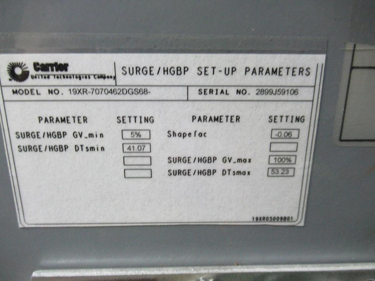 Used CARRIER CHILLER CONTROL INTERFACE PANEL 19XR-7070462DGS68 19XR04031531-19XR