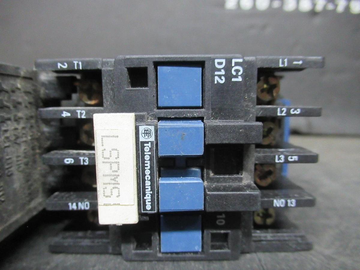 Used TELEMECANIQUE STARTER LC1D12106 W/ OVERLOAD RELAY LR2-D1316 25 AMP 600 VAC 10 HP