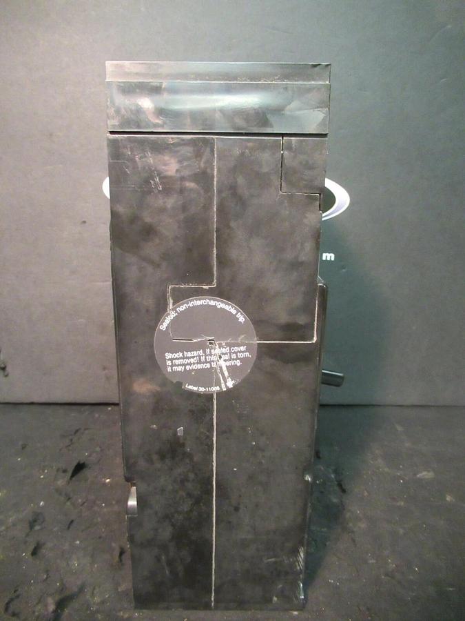 Used CUTLER HAMMER LSYE MOLDED CASE SWITCH 600 AMP 600 VAC 3 POLE LS36060YE MODEL E