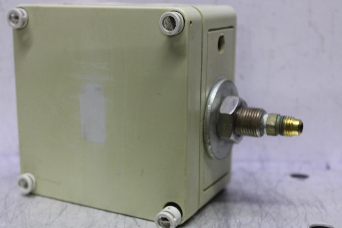 Used KELE PRESSURE TRANSDUCER W/ ENCLOSURE PSS2-300 0-300 PSI 4-20 mA *WARRANTY*