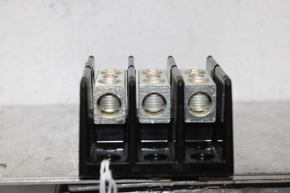 Used EDISON WIRE TERMINAL BLOCK PB1013 200 AMP 600 VOLT 3-POLE **WARRANTY**