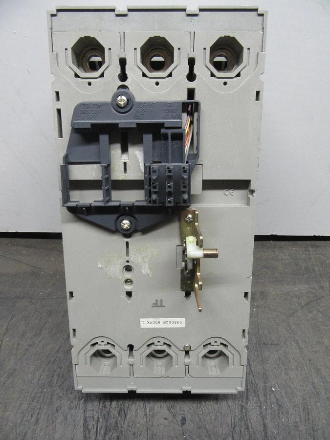 Used MERLIN GERIN MOLDED CASE SWITCH NSJ600A 600 AMP 600 VOLT 50/60 HZ **WARRANTY**