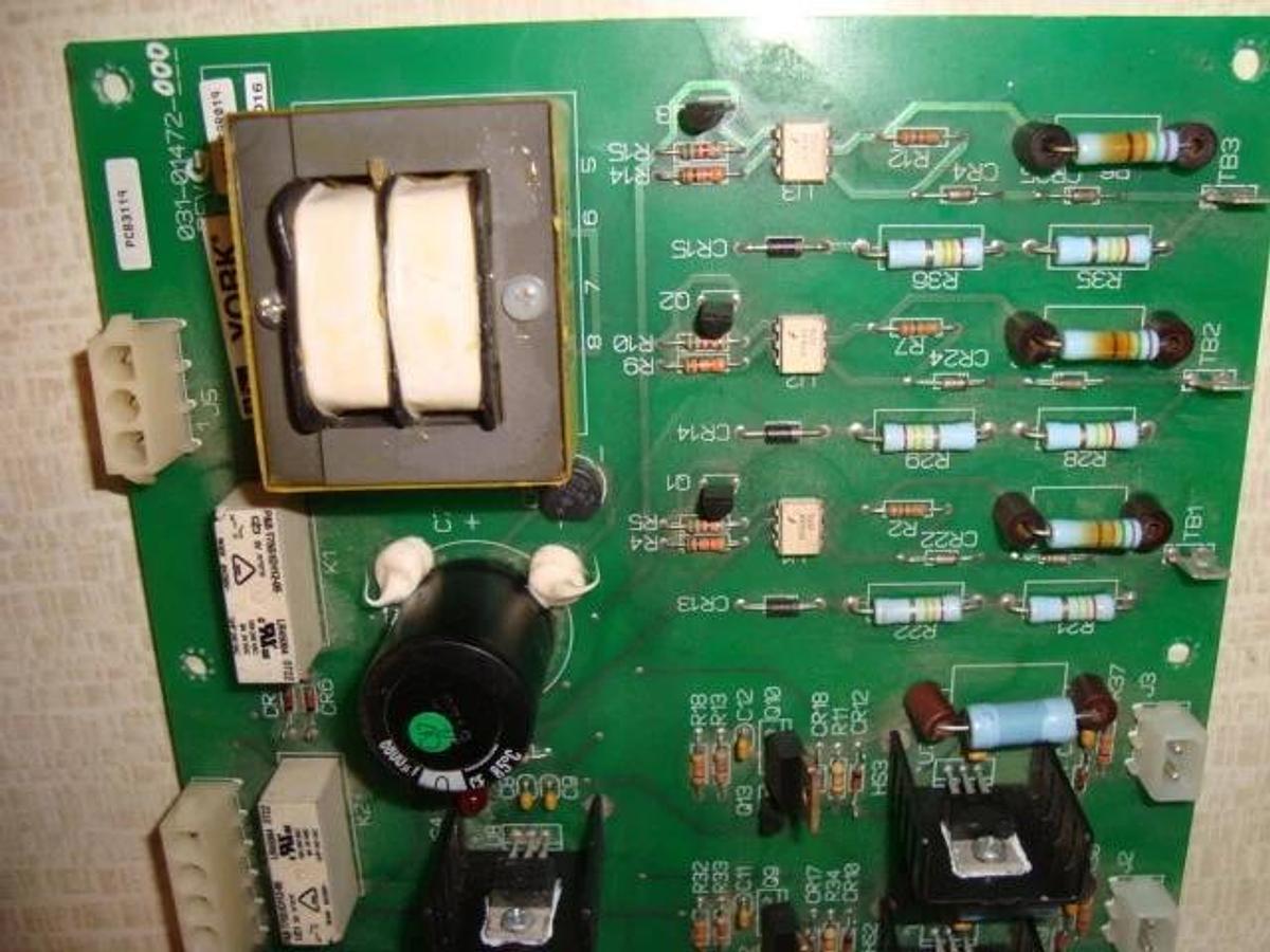 Used YORK CHILLER BOARD 031-01472-000 REV G SCR TRIGGER BOARD **WARRANTY INCLUDED**