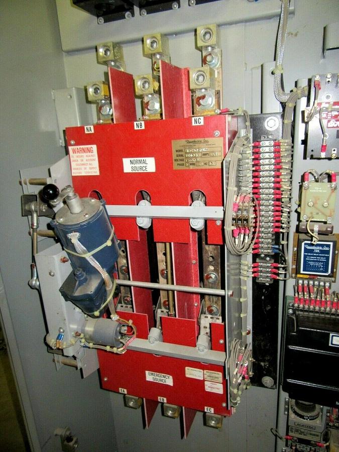Used RUSSELECTRIC AUTOMATIC TRANSFER SWITCH RMT-2603CEHW 260 AMP 480/277 VOLT
