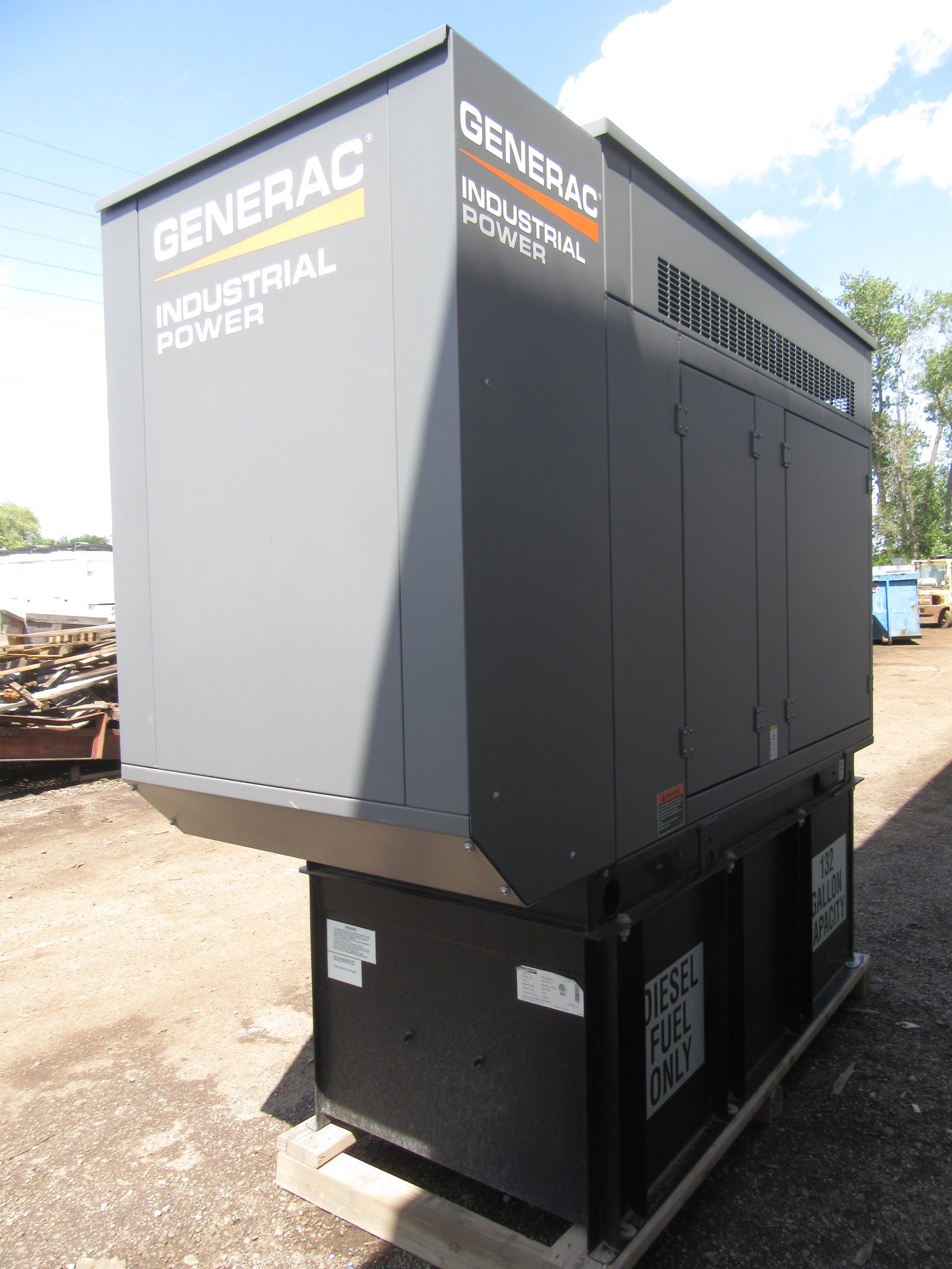 30 KW DIESEL GENERATOR GENERAC 120/240V  BRAND NEW SOUND ENCLOSED VIDEO 