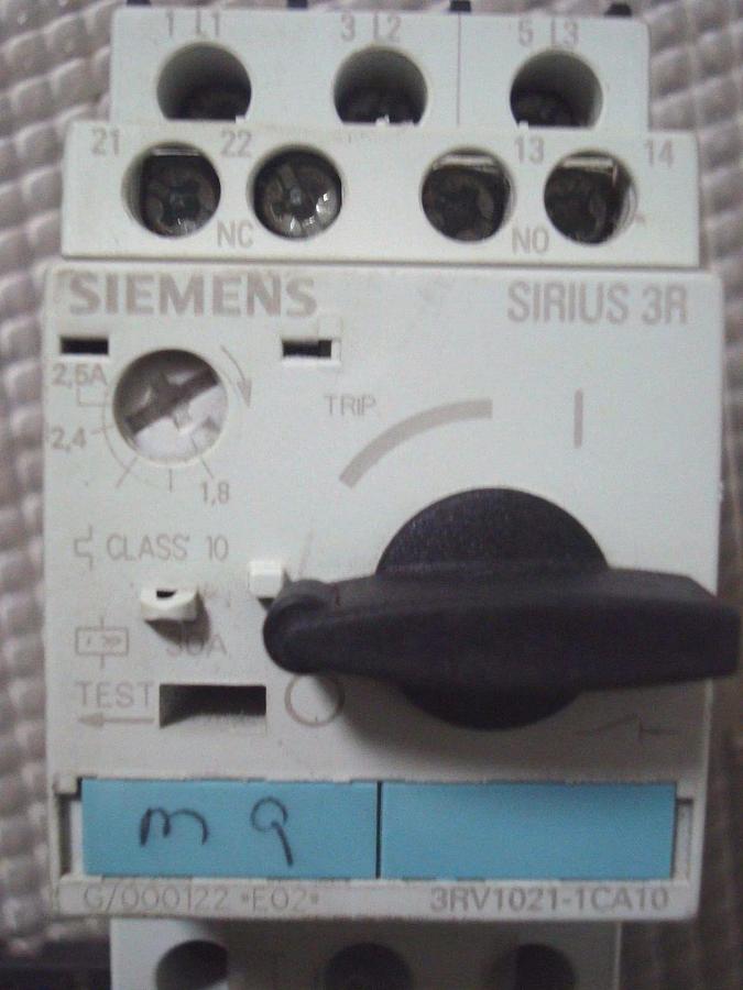 Used SIEMENS SIRIUS MOTOR START SET 1.8-2.5 AMP # 3RV1021-1CA10 W/ 3RT1015-1BB42 X 2
