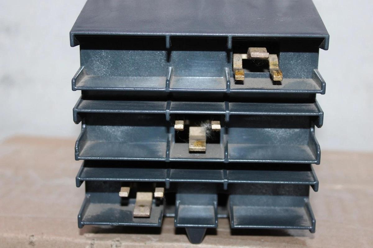 Used SQUARE D POWERPACT I-LINE CIRCUIT BREAKER BGA34125Y 480/277V 125A 3-POLE