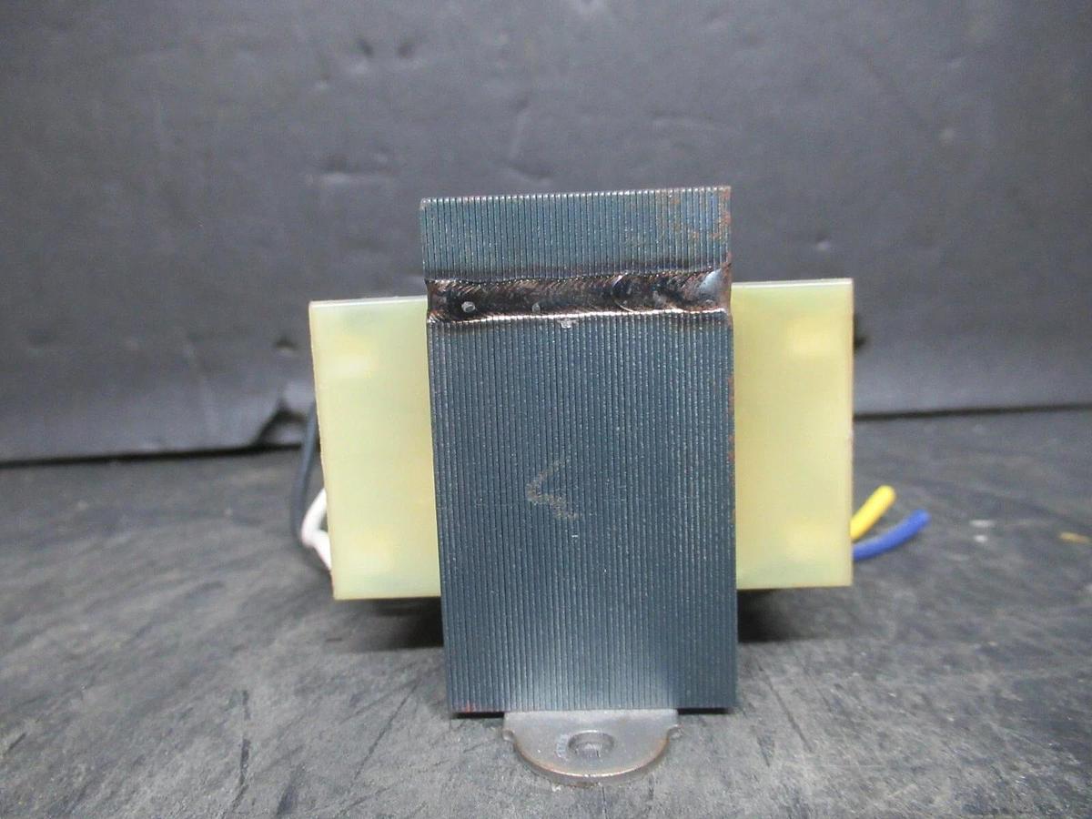 Used PRODUCTS UNLIMITED 4000-01AW18K22 60630801 50 VA PRI: 120 VAC SEC: 24 VAC