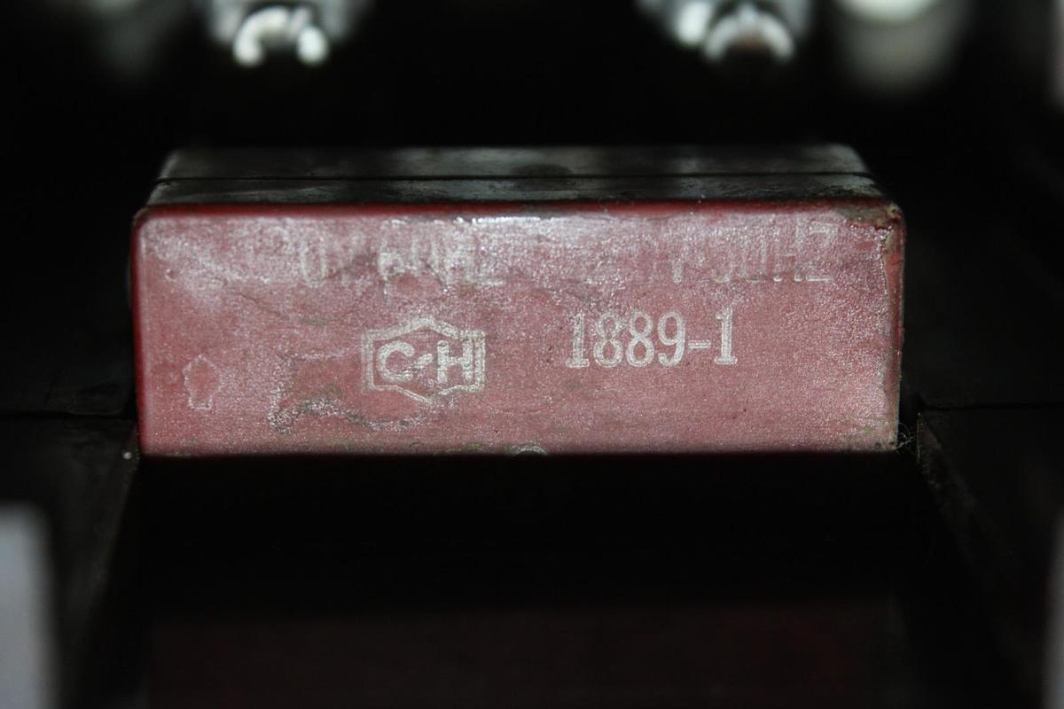 Used CUTLER-HAMMER CONTACTOR C10EN3 NEMA SIZE 3 90 AMP 600 VAC 3-POLE COIL: 120 V