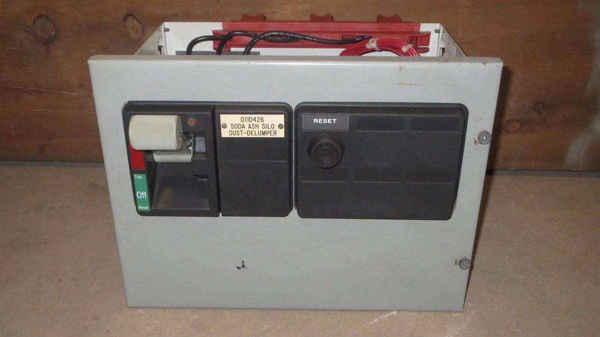 Used WESTINGHOUSE MCC 12" BUCKET WITH 3 AMP HCMP BREAKER & ADV NEMA SIZE 1 STARTER