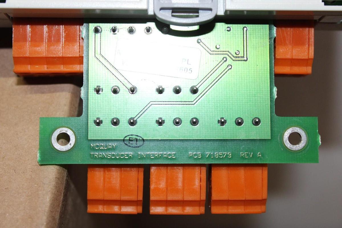 Used DAIKIN CAREL MICROTECH II CHILLER CONTROLLER PCO3DK2BL0 REV. 2.230