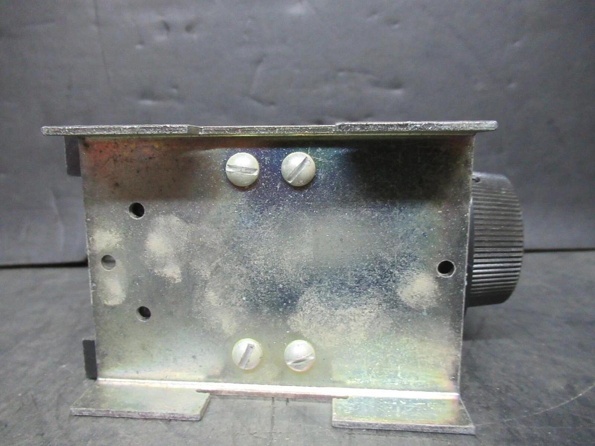 Used AGASTAT TIME DELAY RELAY 5-50 SECONDS 7012AD 120 VAC VOIL 600 VAC 10 AMP