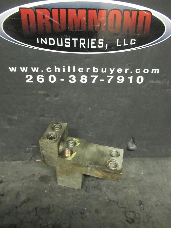 Used ILSCO D2789 4 BARREL MECHANICAL CONNECTOR TERMINAL LUG 400MCM - 3/0 CU WIRE