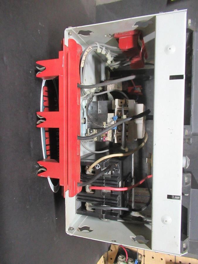 Used CUTLER HAMMER MOTOR STARTER CONTROL BUCKET 2100 12" NEMA SIZE 1 A200M1CACP 7 AMP