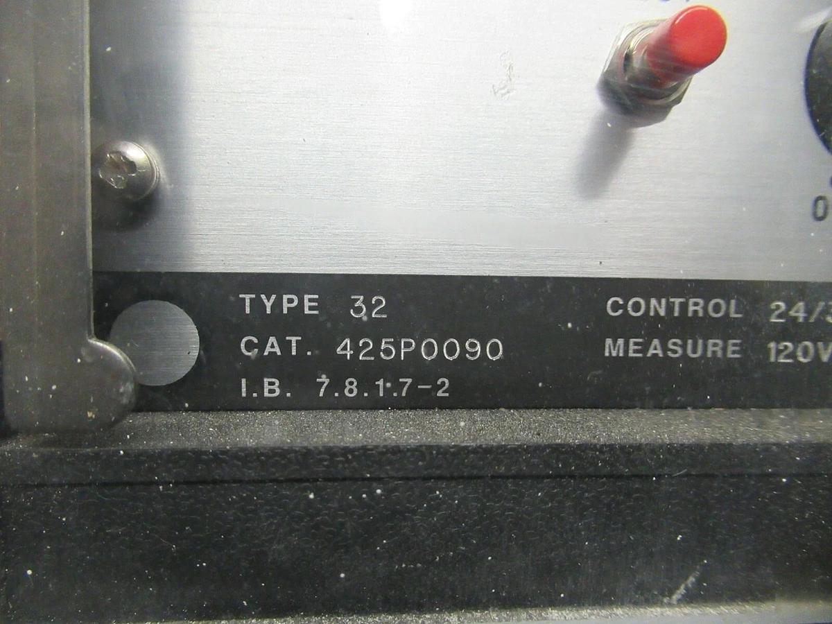 Used CIRCUIT SHIELD DIRECTIONAL RELAY TYPE 32 425P0090 ABB T&D COMPANY 24/32 VDC