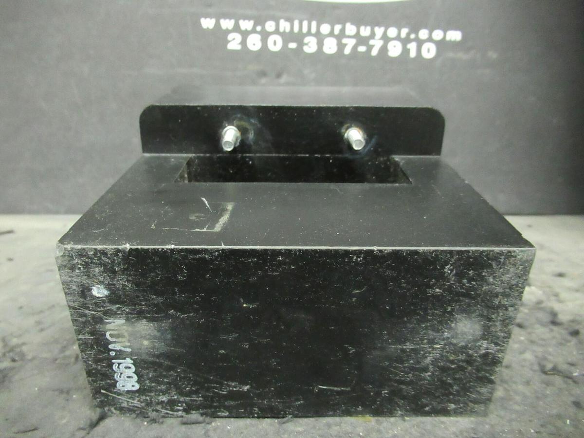 Used MERLIN GERIN NEUTRAL CURRENT SENSOR CT 685 522 A MASTERPACT TRIP 1200 A 685522A