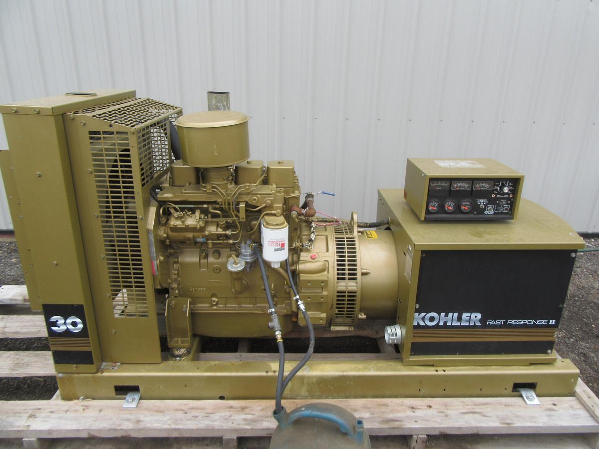 Used 30 KW 33KW DIESEL GENERATOR KOHLER 120/240V CUMMINS 4B 12-LEAD RECONNECTABLE