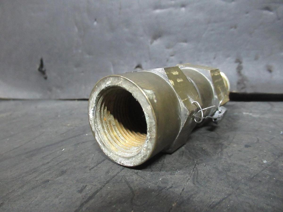 Used HENRY PRESSURE RELIEF VALVE 5242 3/4" 300 PSI 35.5 IBS OF AIR/MIN **WARRANTY**