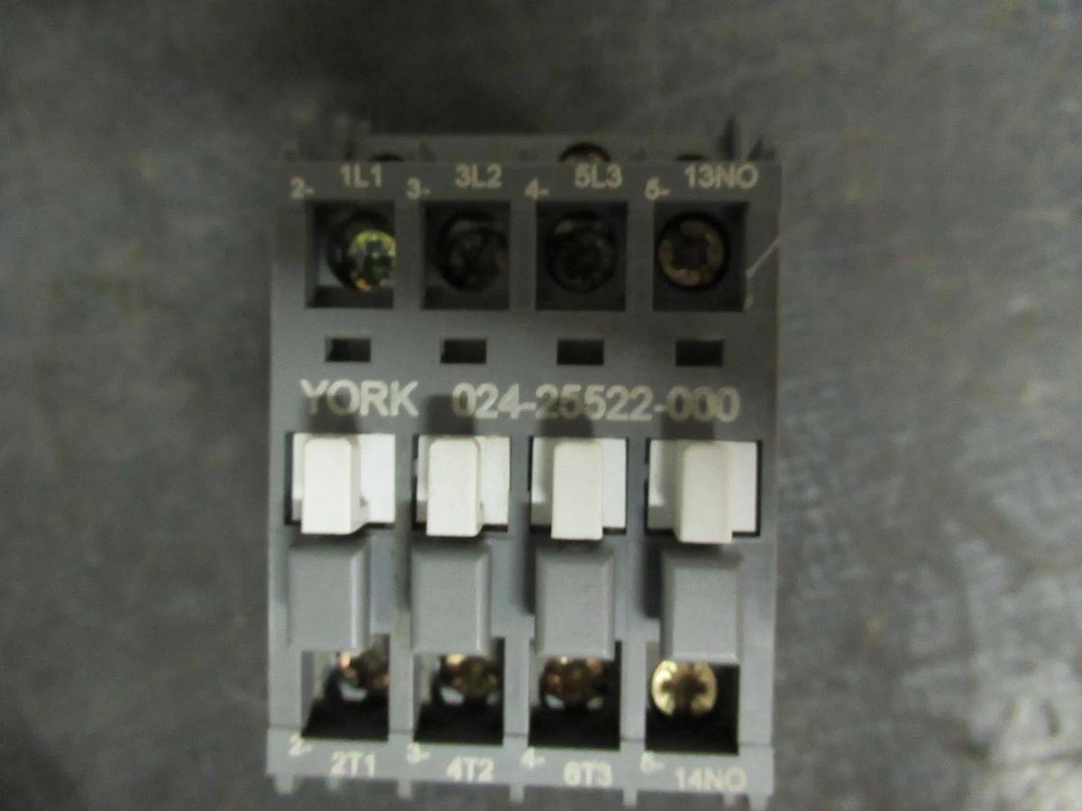 Used YORK CONTACTOR 024-25522-000 600V 7.5HP 26A **WARRANTY INCLUDED**