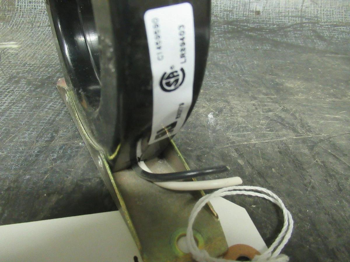 Used CUTLER HAMMER CURRENT TRANSFORMER 76RBL-801 RATIO: 800:5 50-400HZ