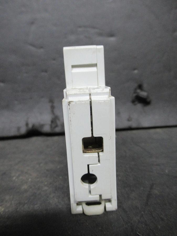 Used ALLEN BRADLEY BREAKER 1492-CB1 SER. B G-030 3 AMP 277 VAC **WARRANTY INCLUDED**