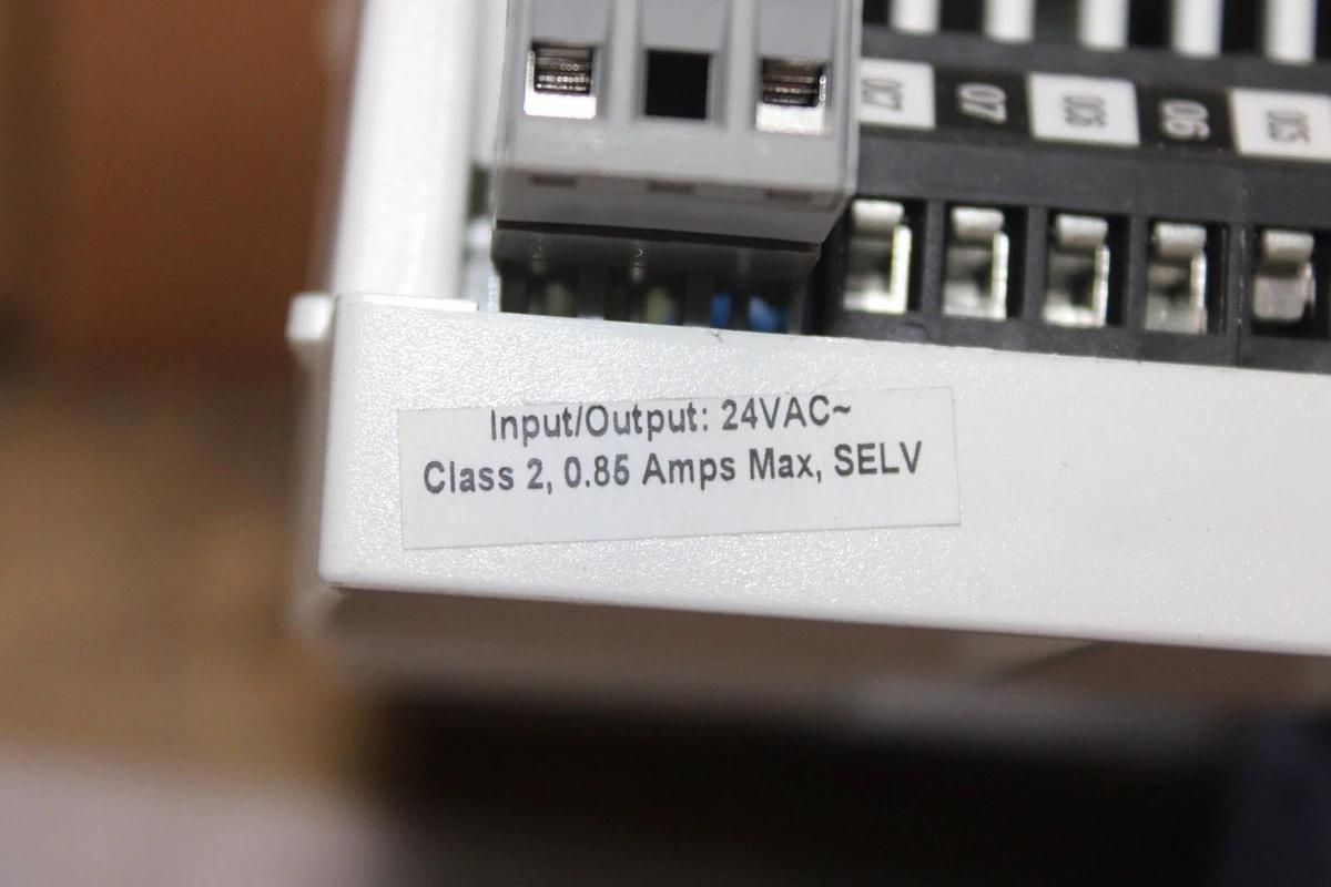 Used JOHNSON CONTROLS PCG PROGRAMMABLE LOGIC CONTROLLER FX-PCG1621-1